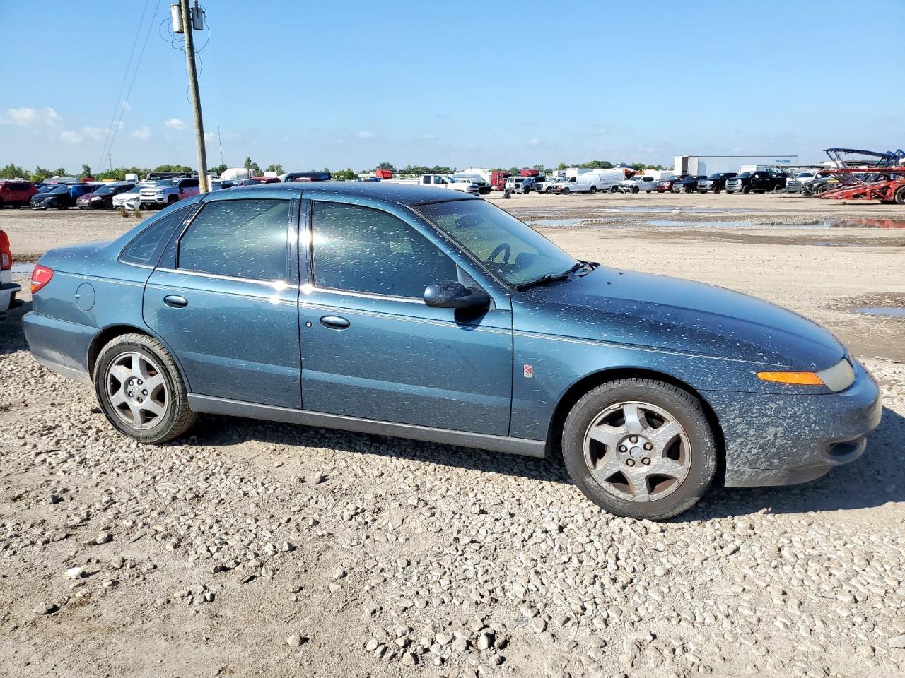 2002 SATURN L300