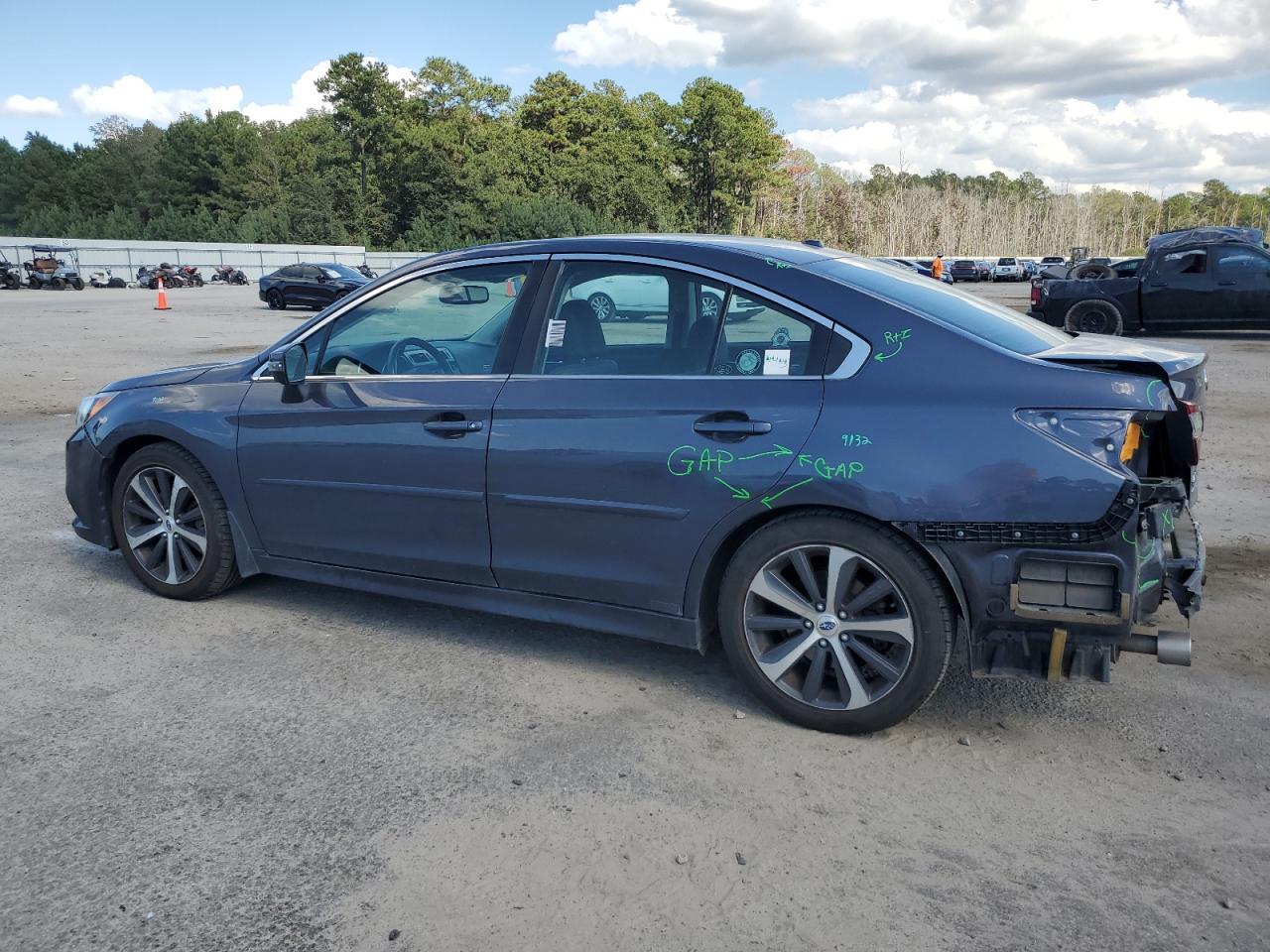 2015 SUBARU Legacy
