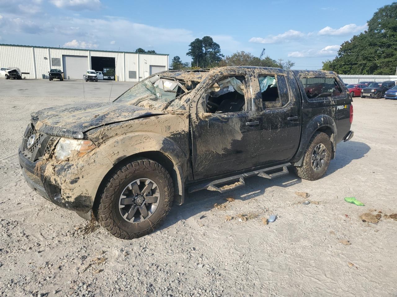 2021 NISSAN Frontier