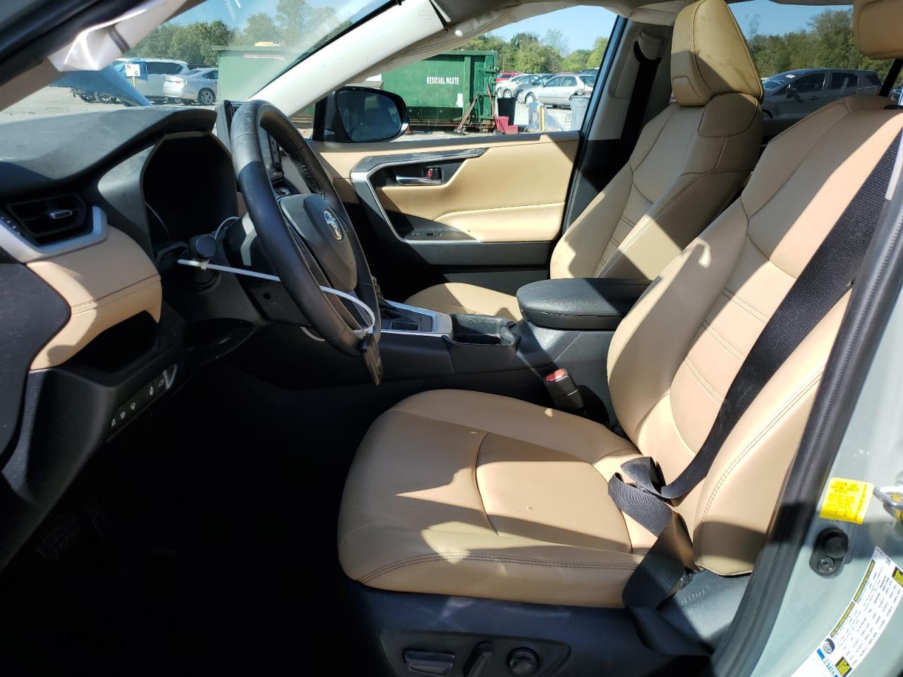 2020 TOYOTA RAV4