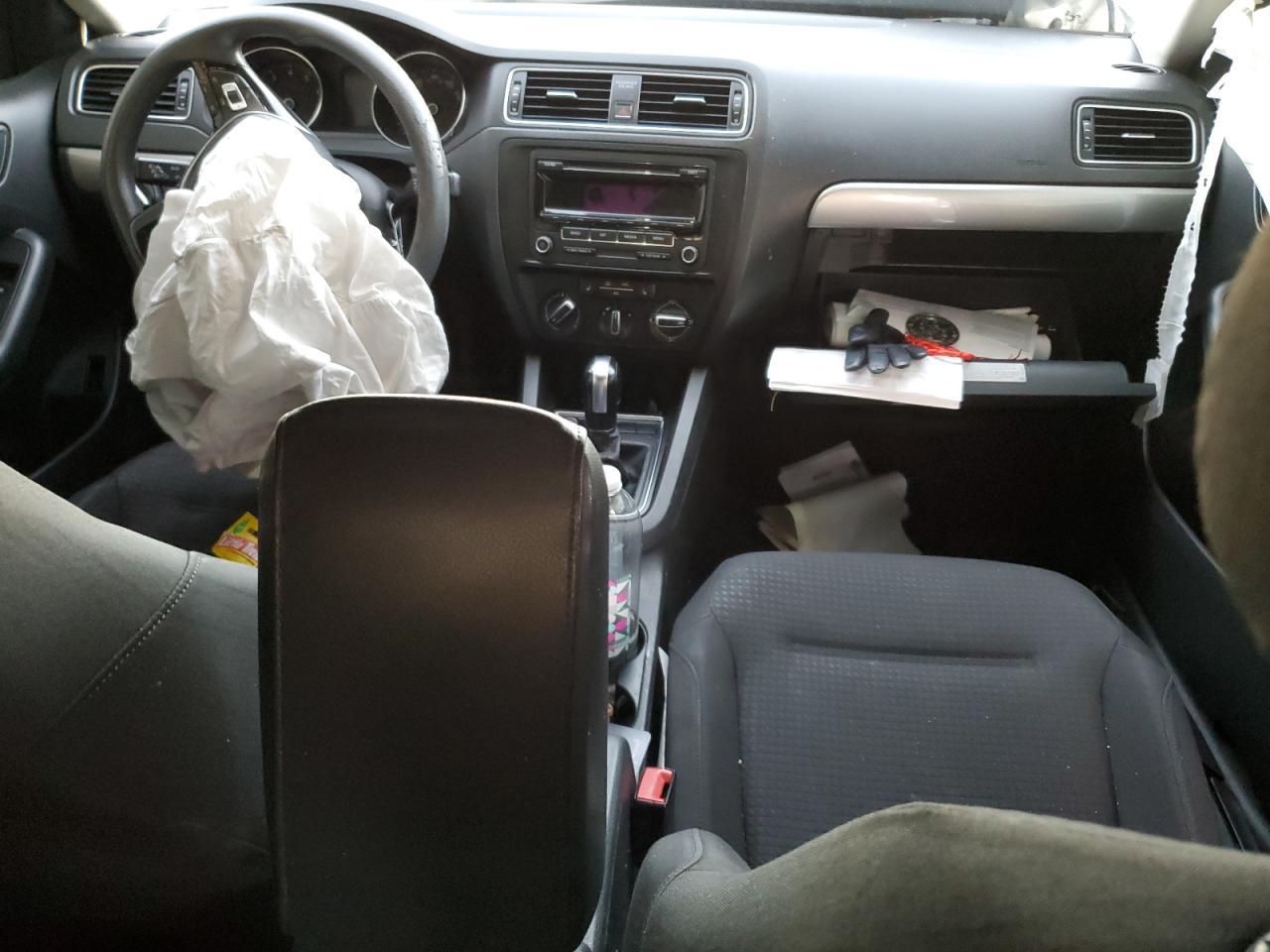 2015 VOLKSWAGEN JETTA