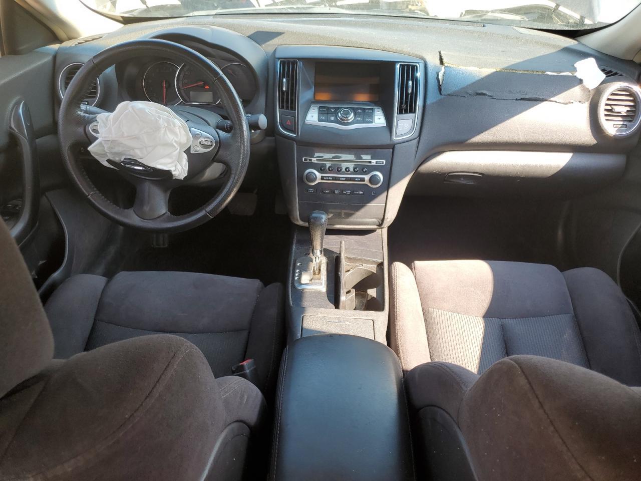 2013 NISSAN Maxima