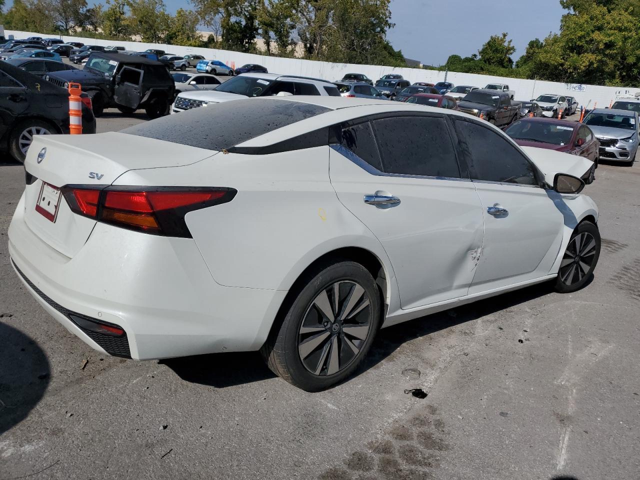 2022 NISSAN ALTIMA