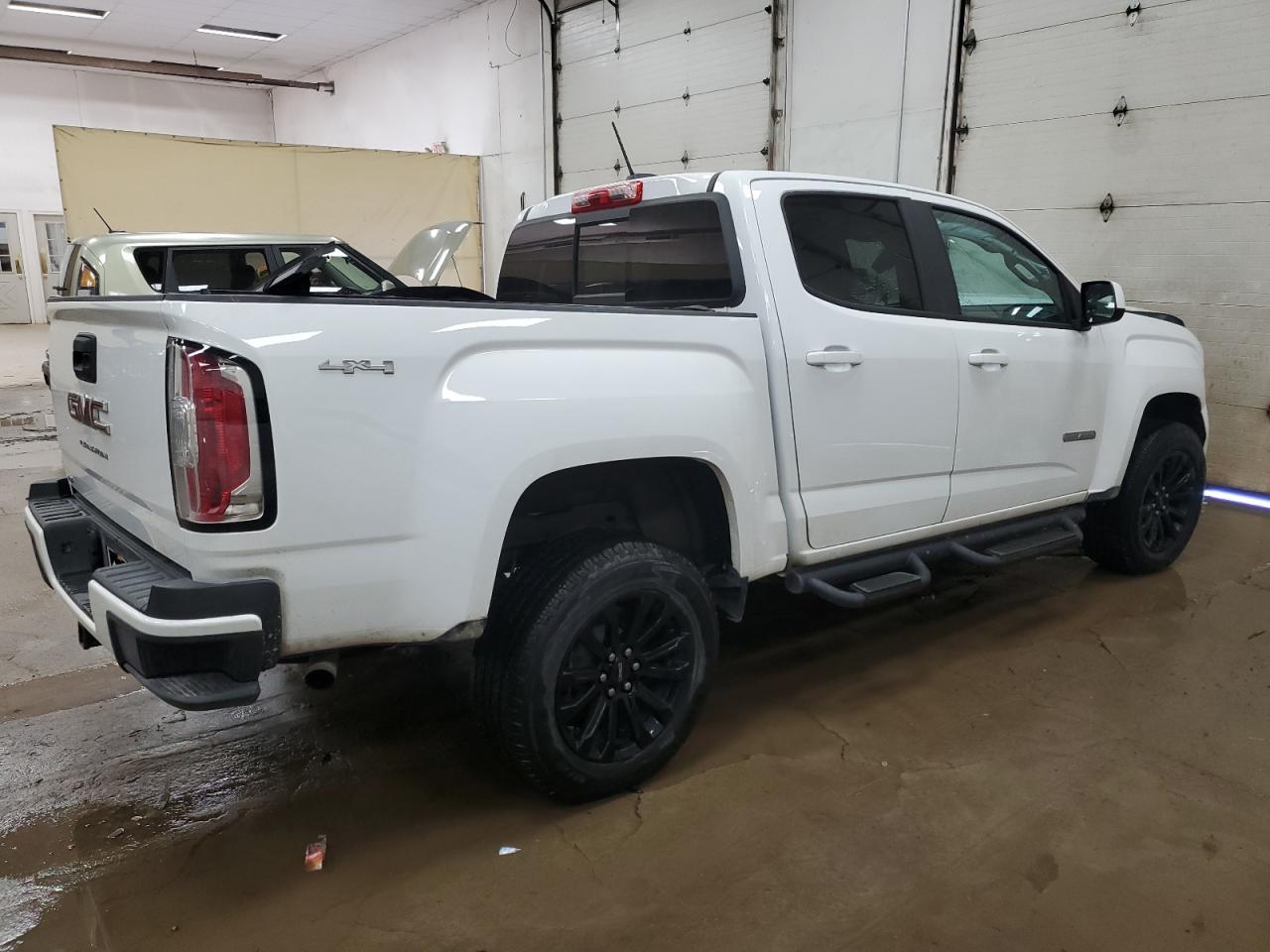 2022 GMC CANYON