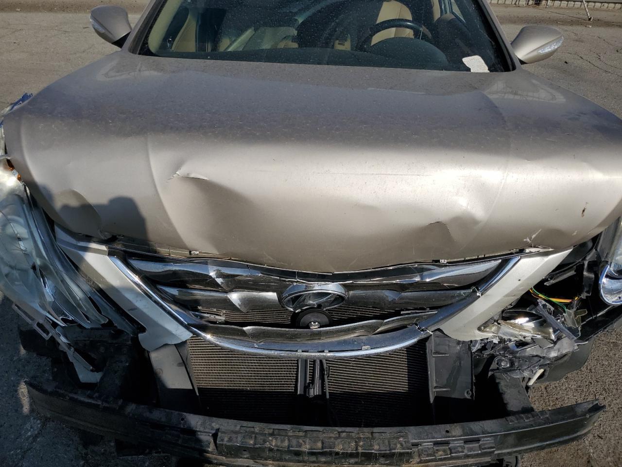 2011 HYUNDAI SONATA