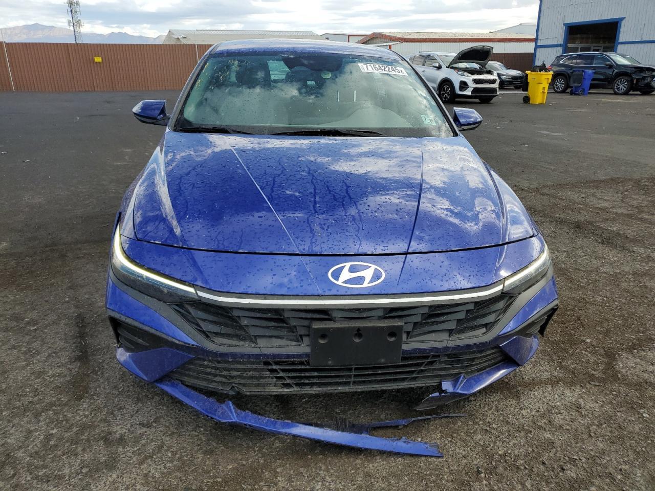 2024 HYUNDAI ELANTRA