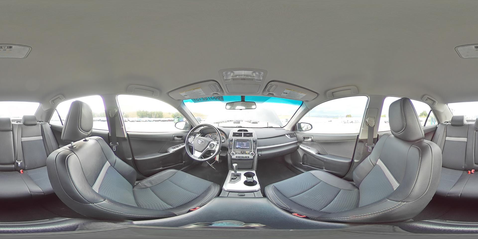 2014 TOYOTA CAMRY