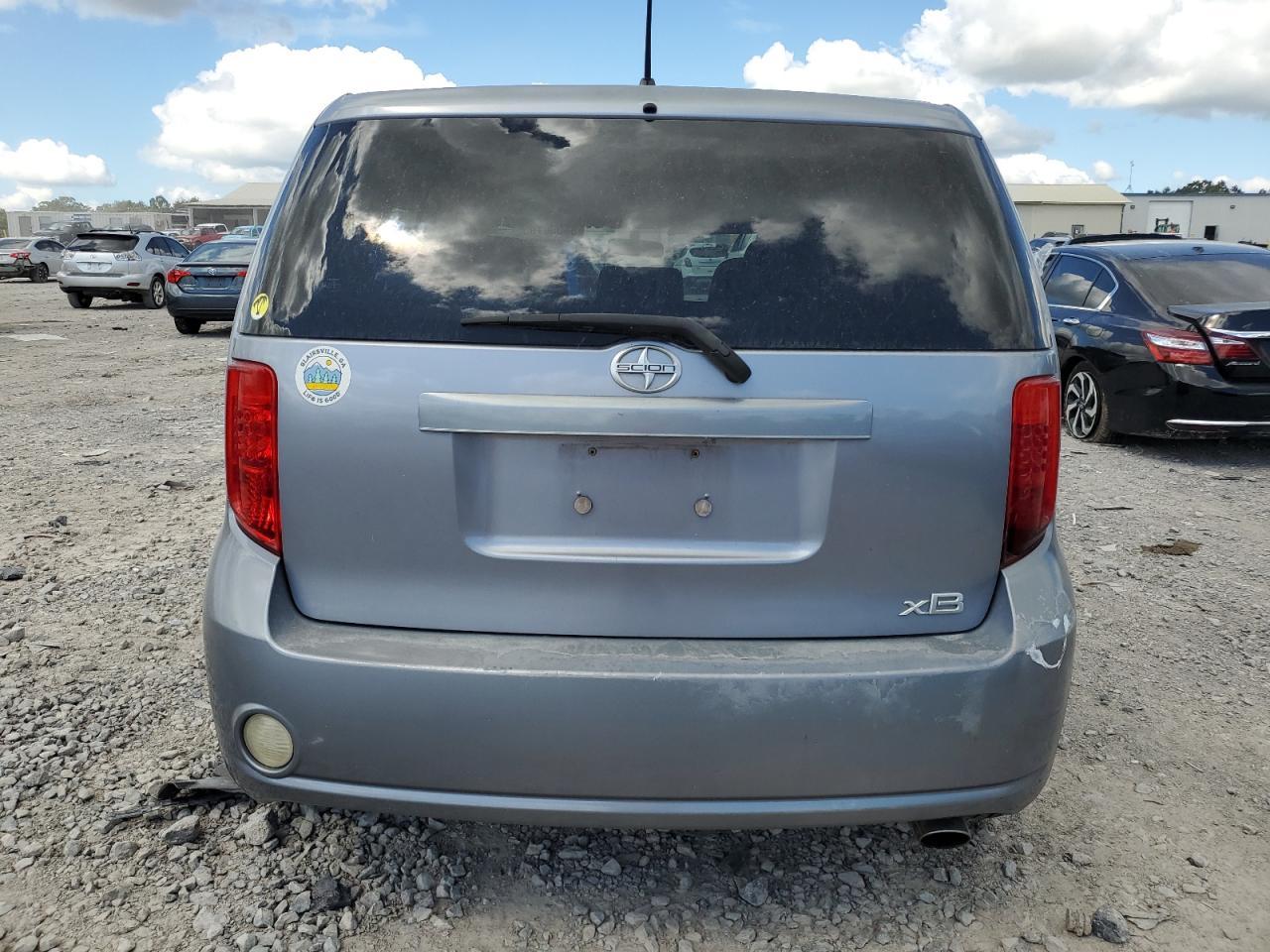 2010 TOYOTA SCION