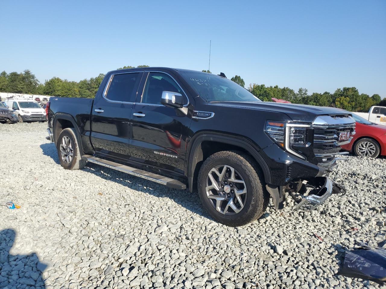 2023 GMC Sierra