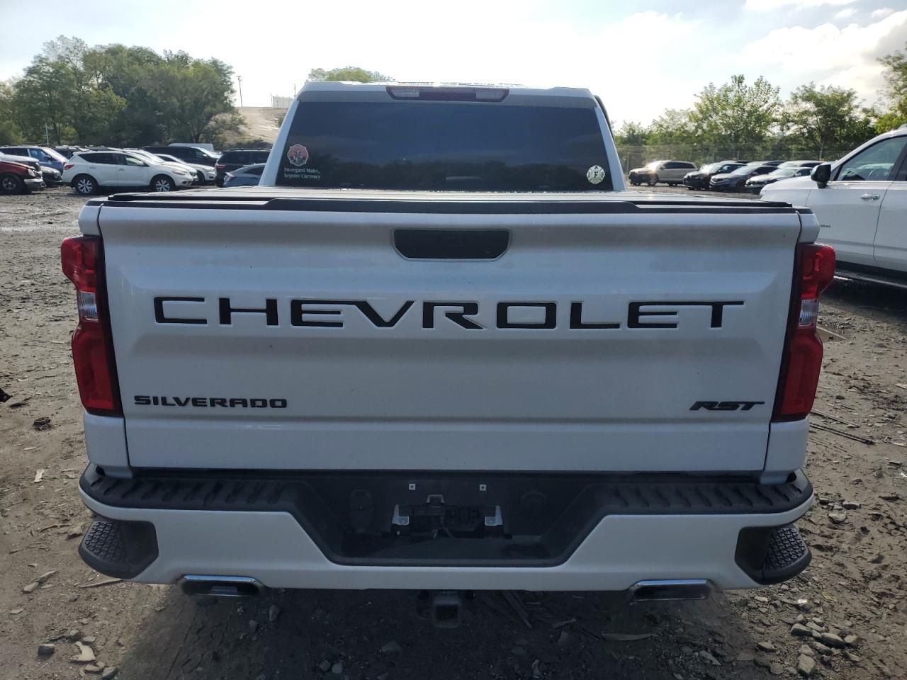 2021 CHEVROLET Silverado