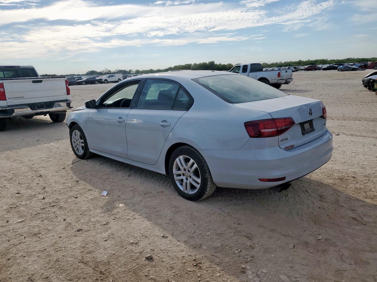 2018 VOLKSWAGEN JETTA