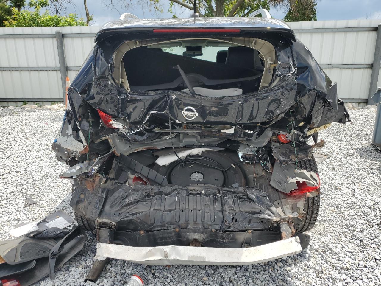 2011 NISSAN ROGUE