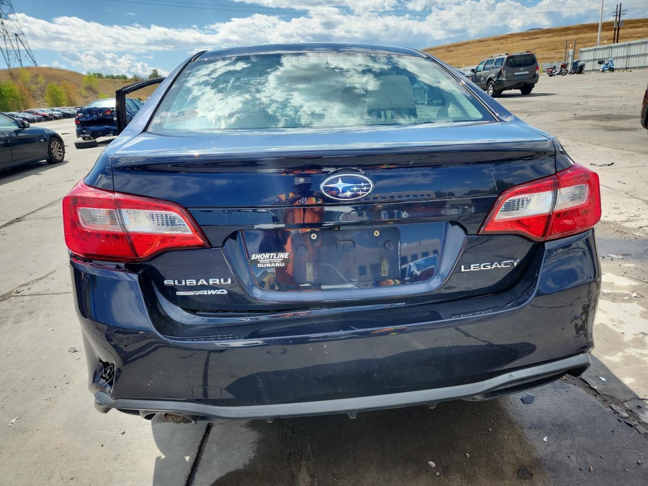 2018 SUBARU Legacy