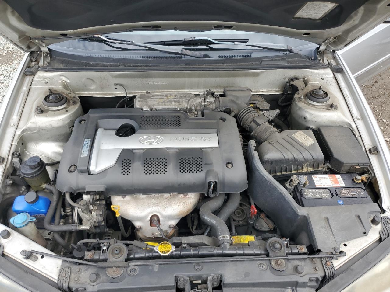 2004 HYUNDAI ELANTRA