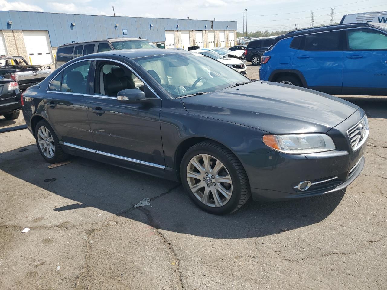 2010 VOLVO S80