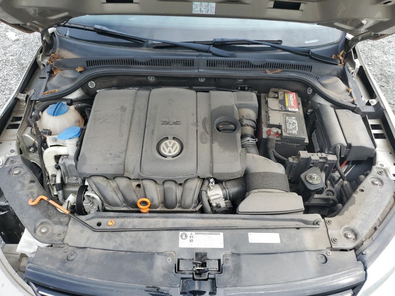 2013 VOLKSWAGEN JETTA