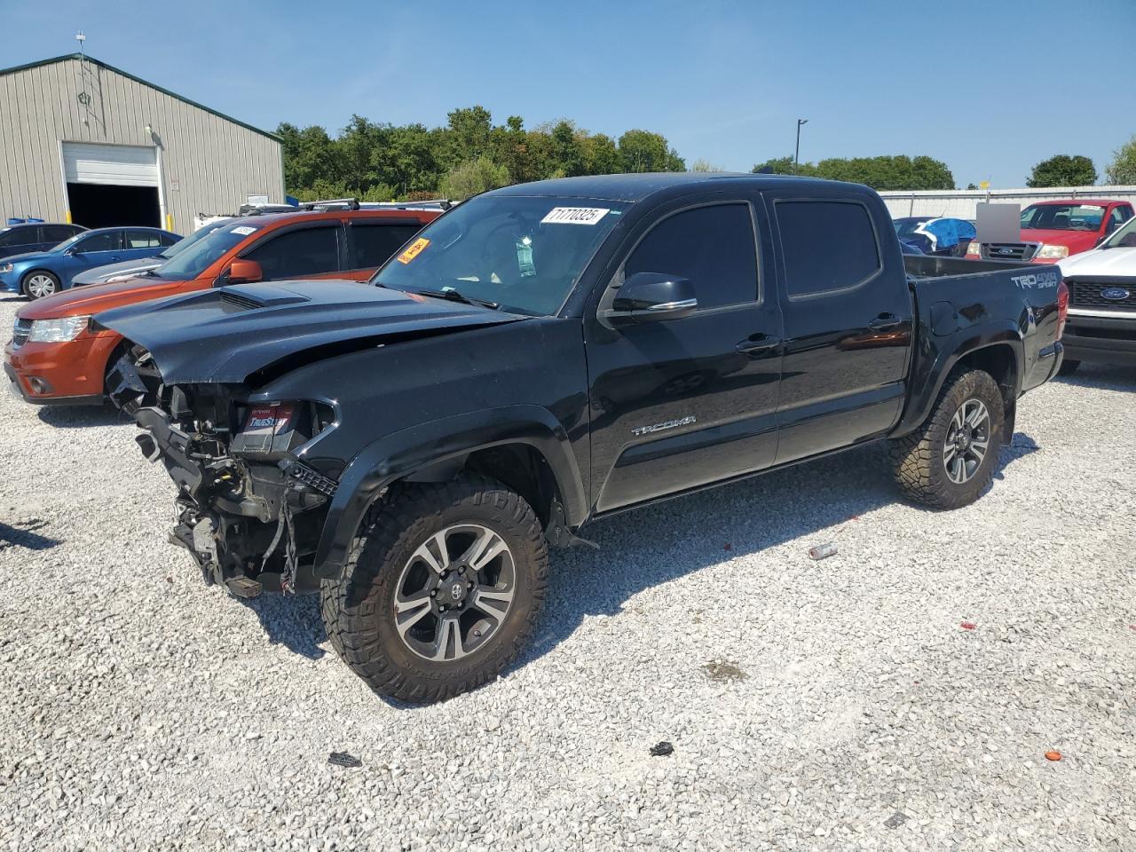 2017 TOYOTA TACOMA