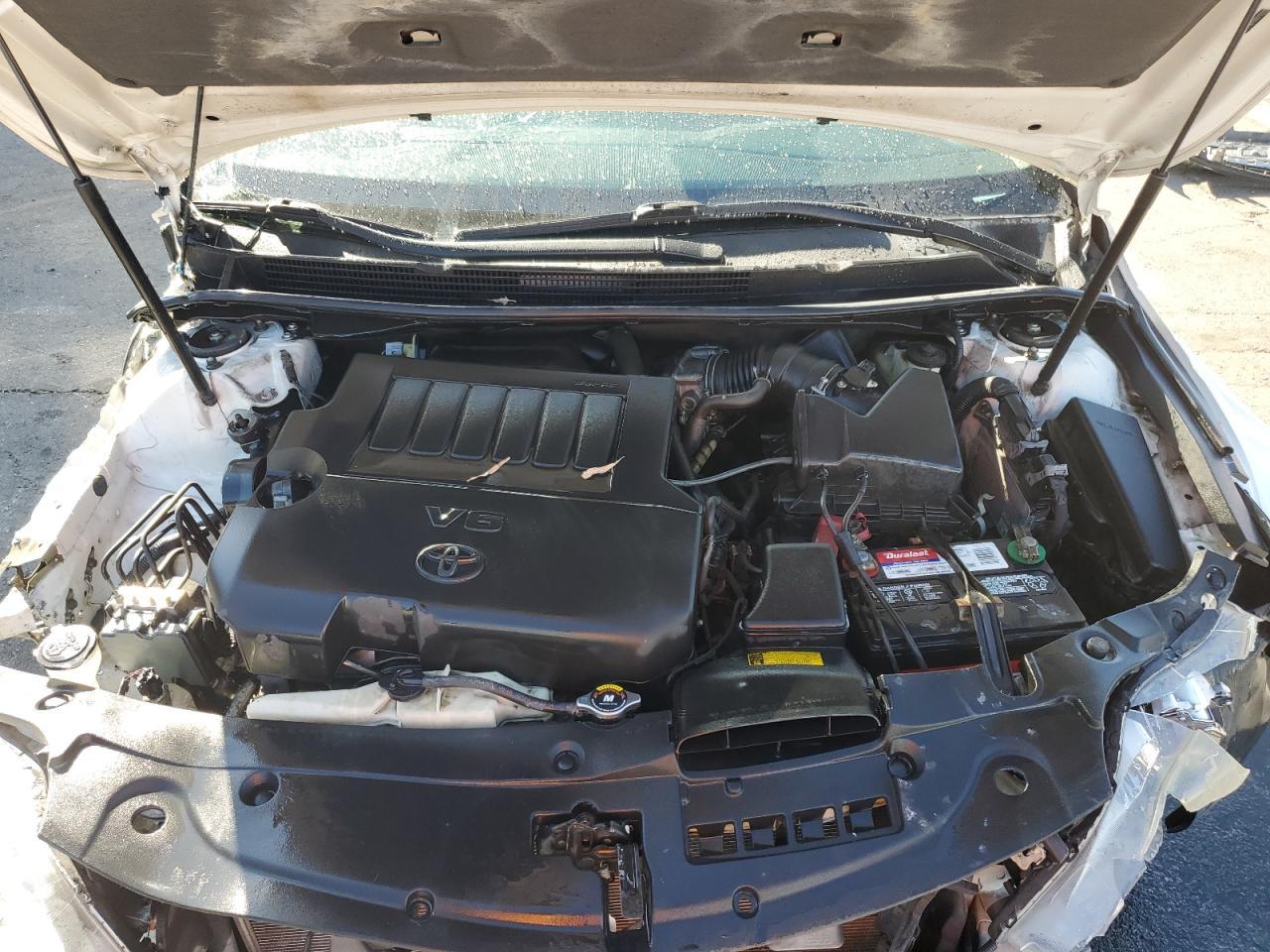 2014 TOYOTA Avalon