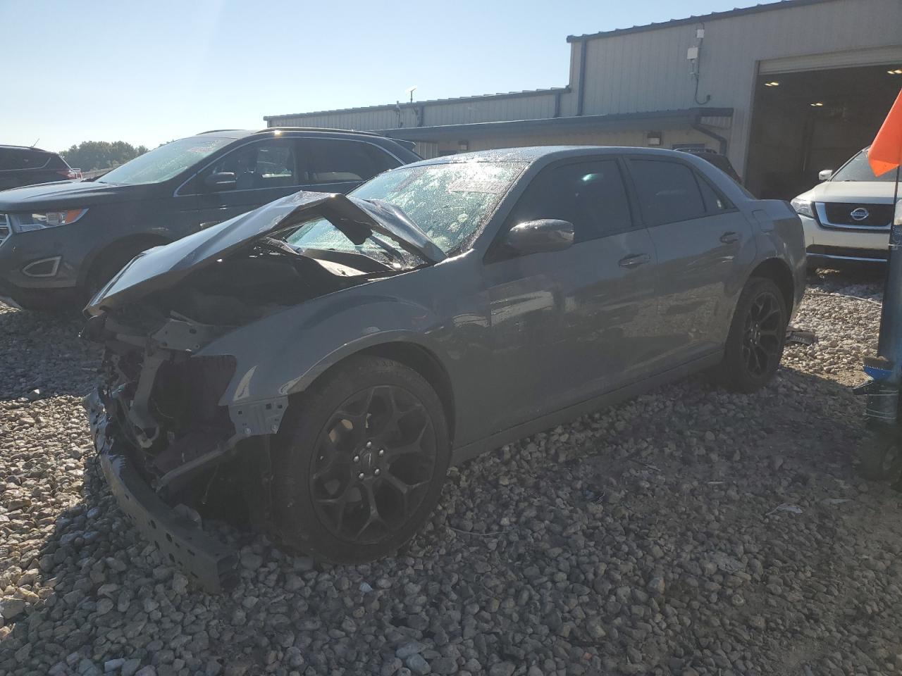 2019 CHRYSLER 300