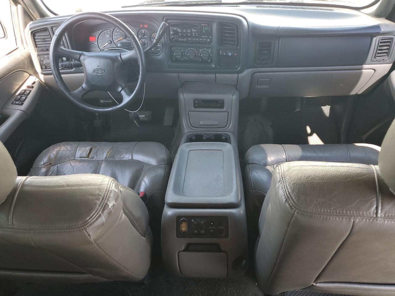 2002 CHEVROLET Tahoe