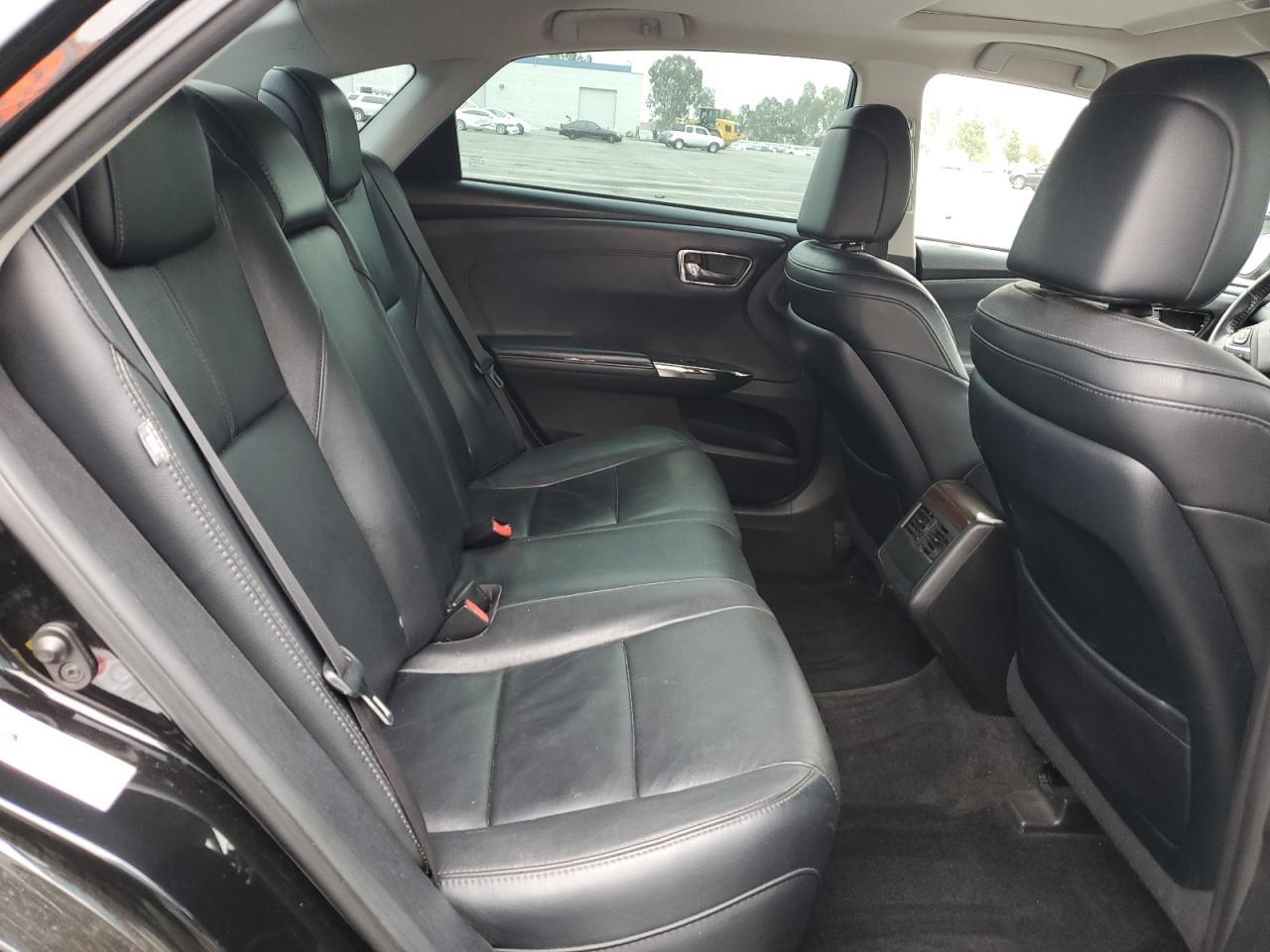 2014 TOYOTA Avalon