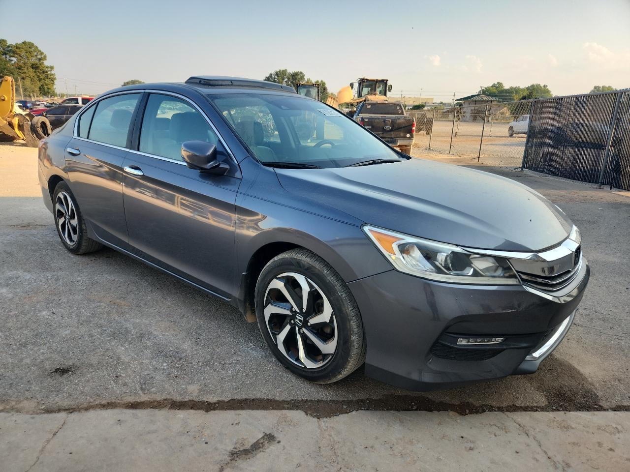 2016 HONDA ACCORD