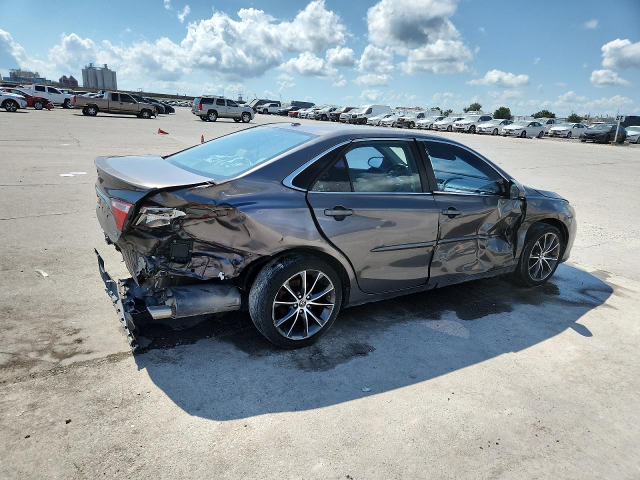 2015 TOYOTA CAMRY