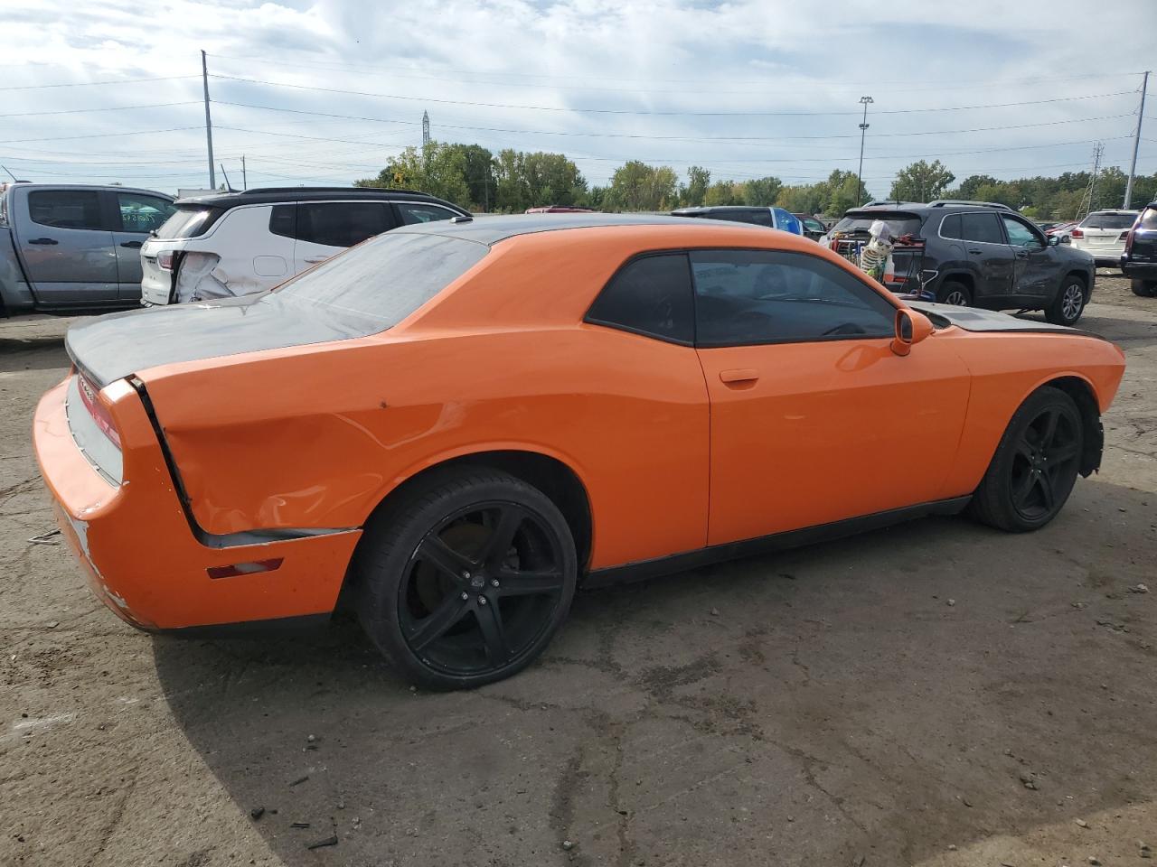 2014 DODGE Challenger