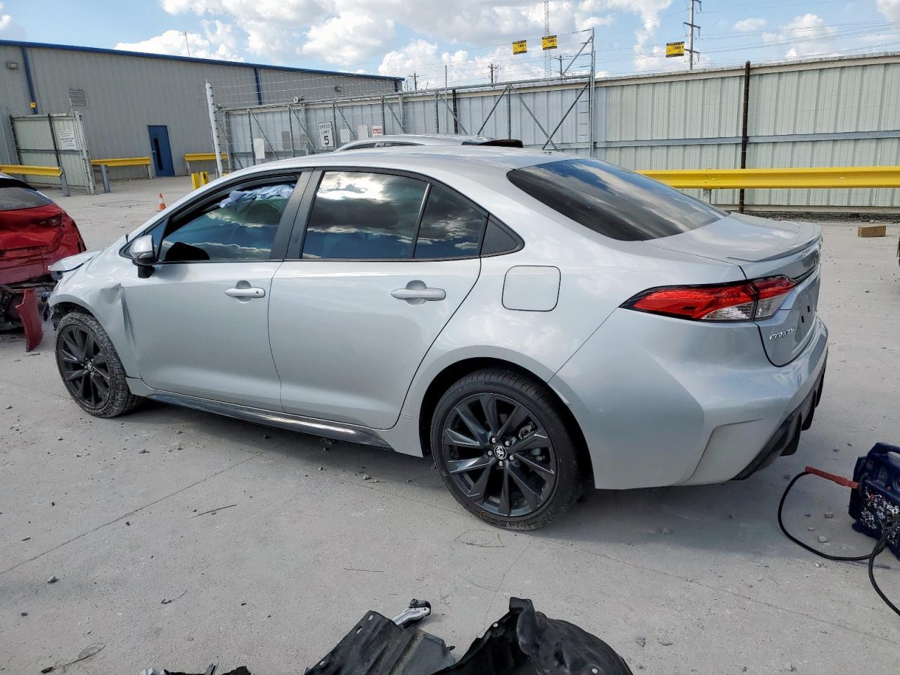 2024 TOYOTA COROLLA