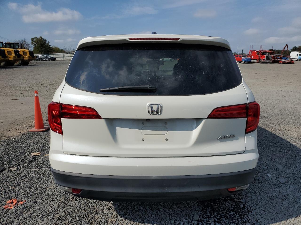 2016 HONDA PILOT