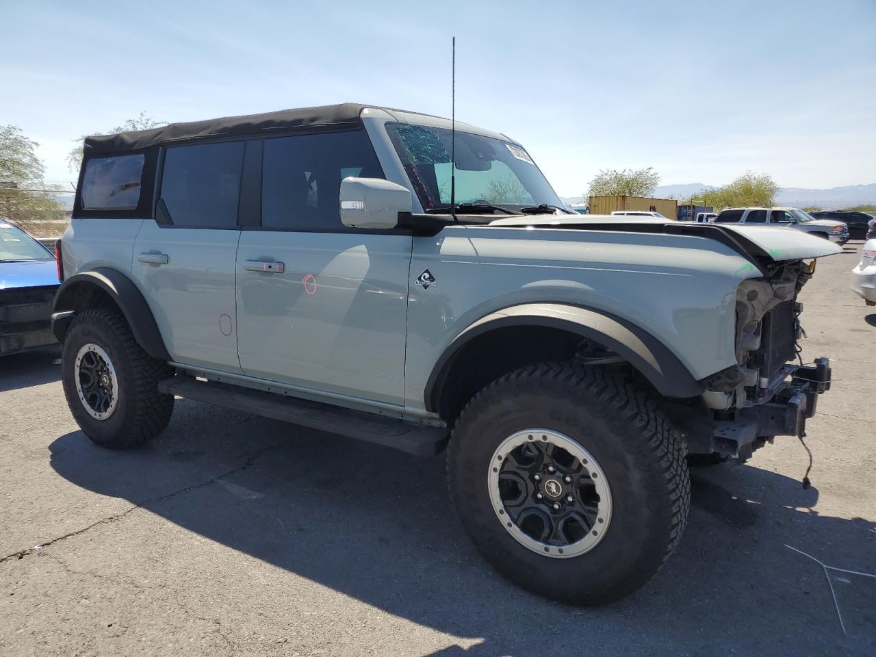 2021 FORD Bronco