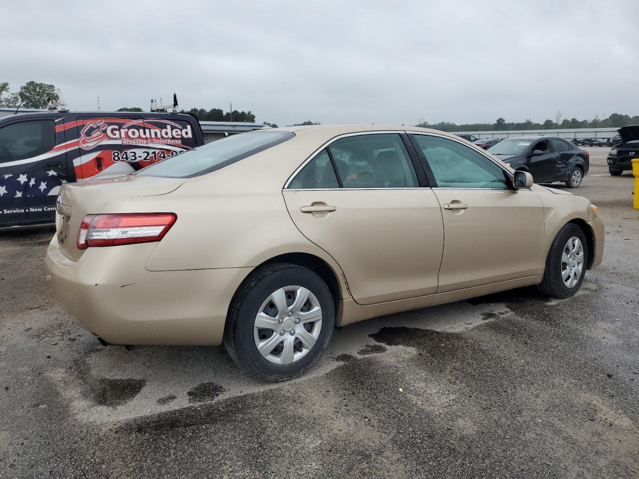 2010 TOYOTA CAMRY