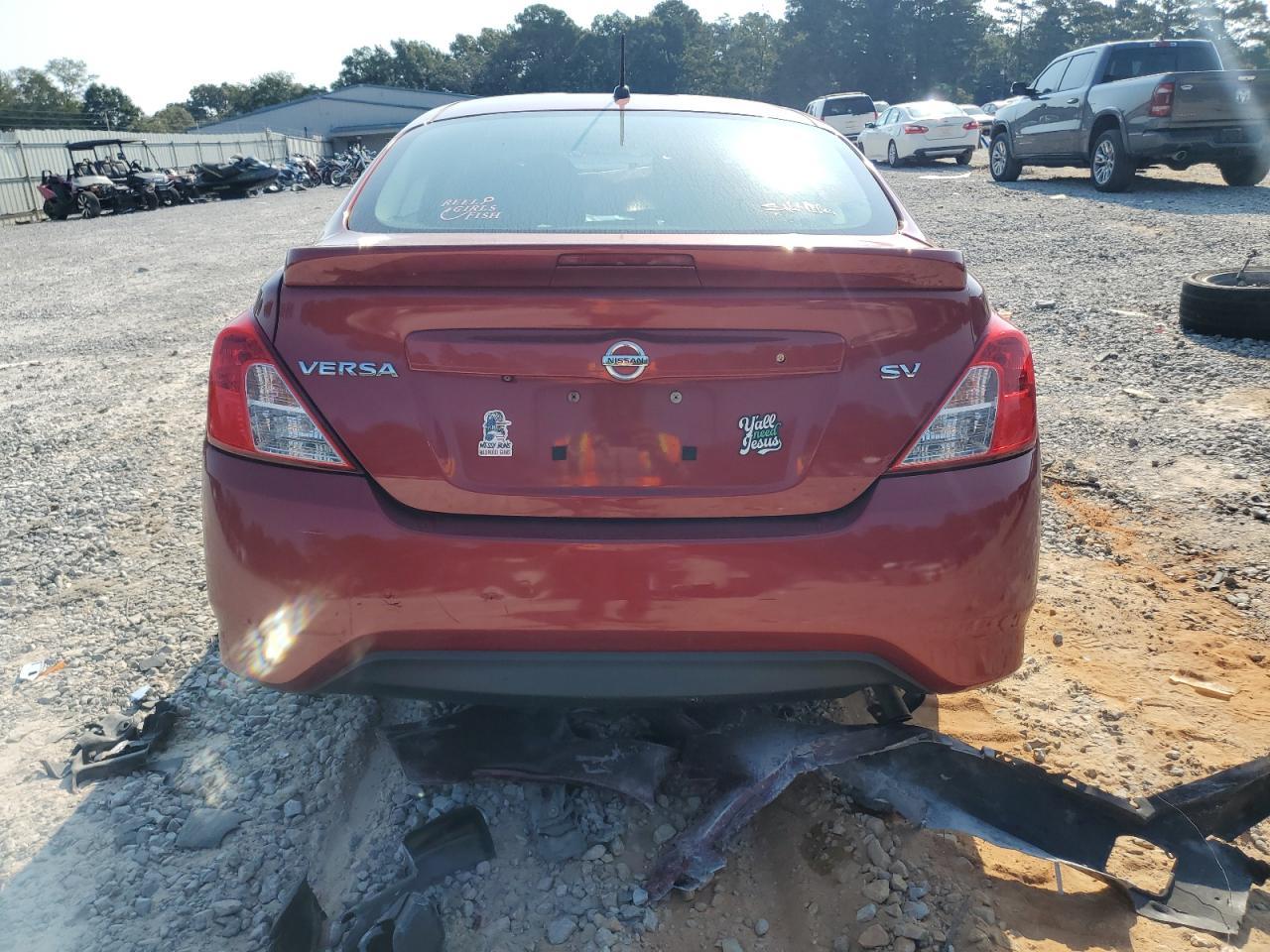 2019 NISSAN VERSA