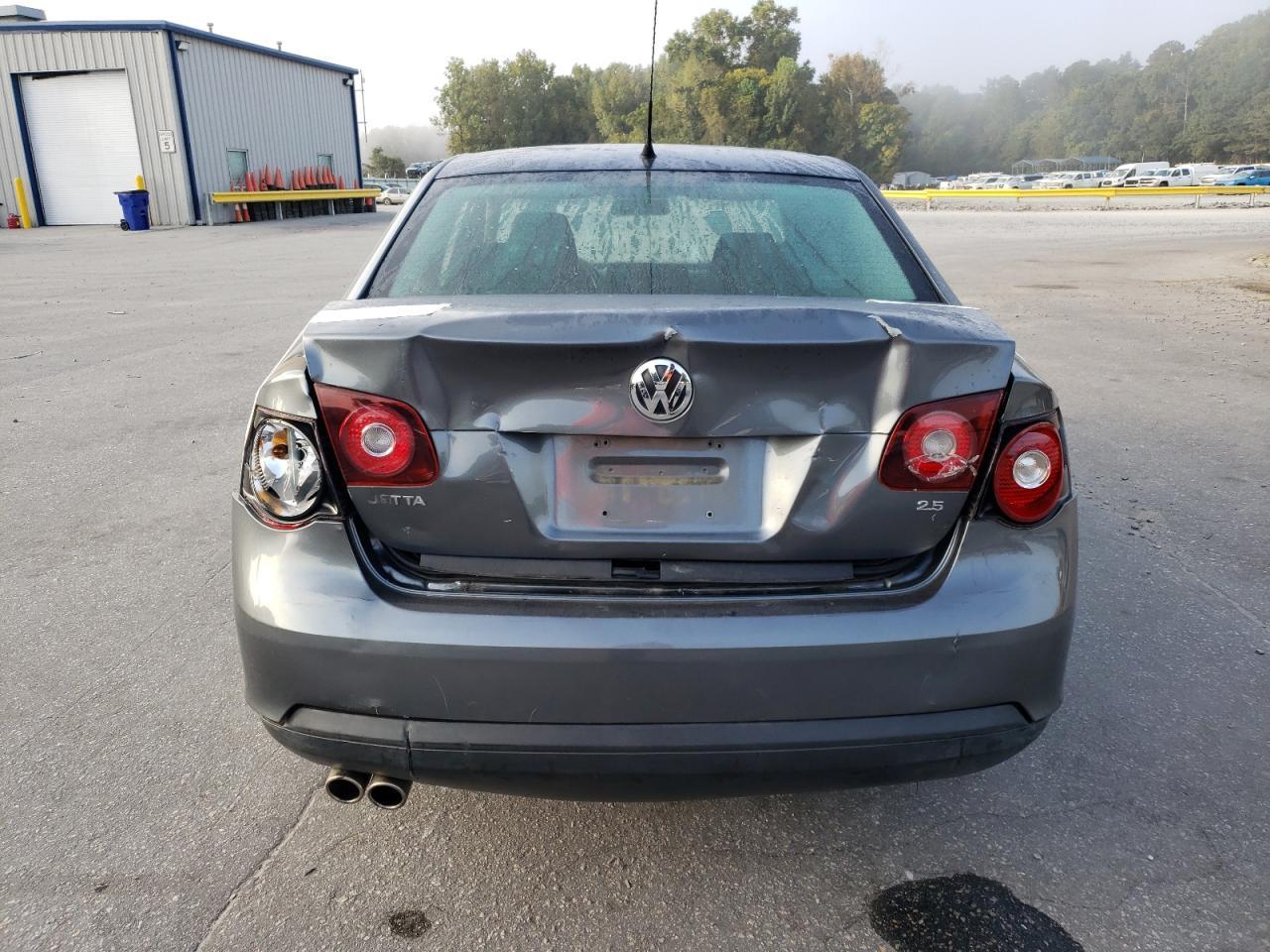 2010 VOLKSWAGEN JETTA