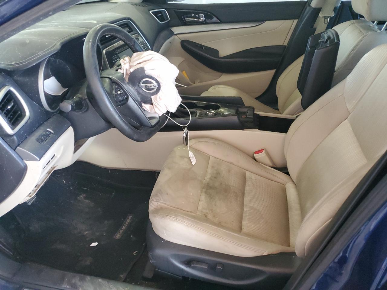 2016 NISSAN Maxima