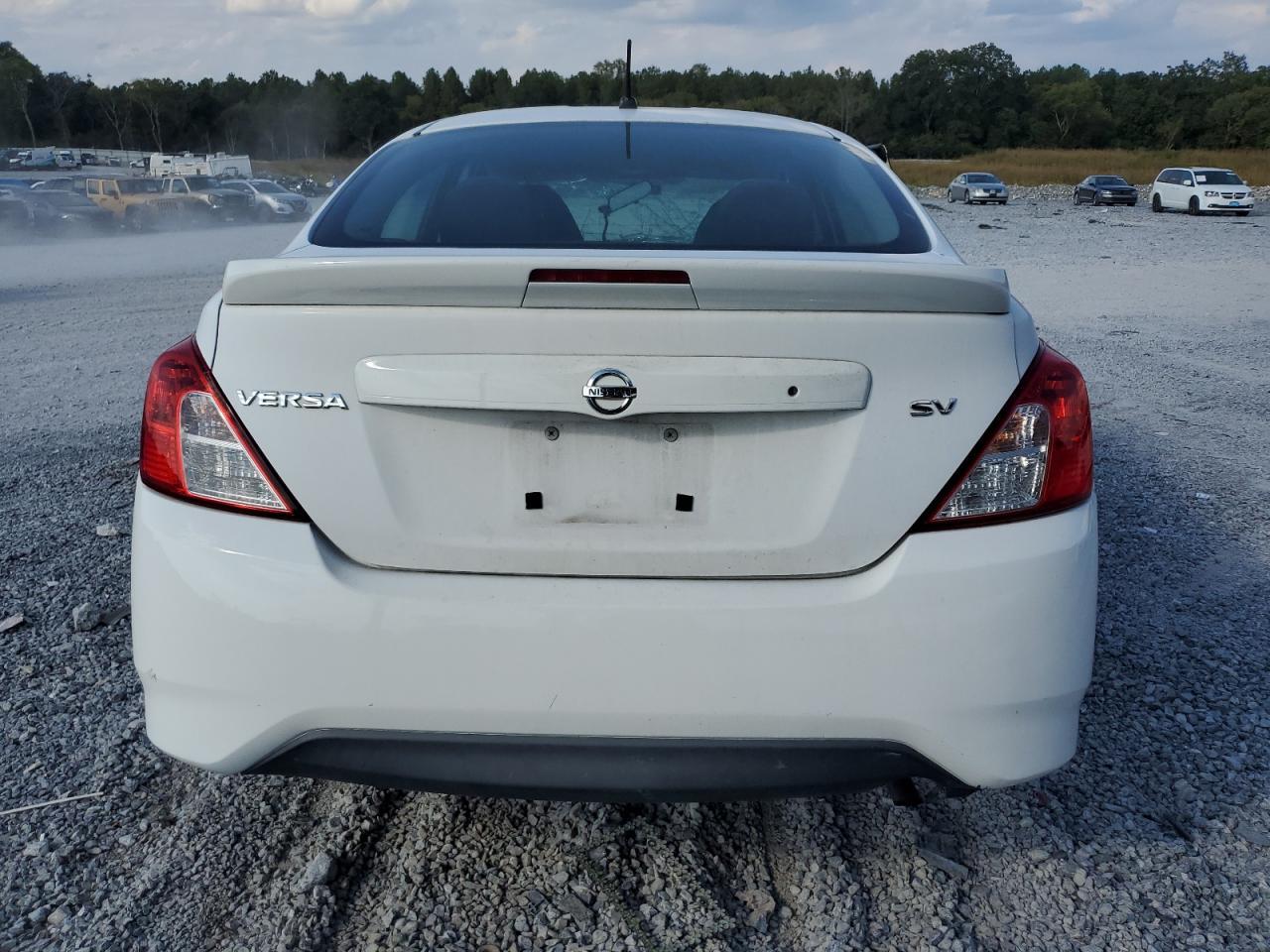 2018 NISSAN VERSA