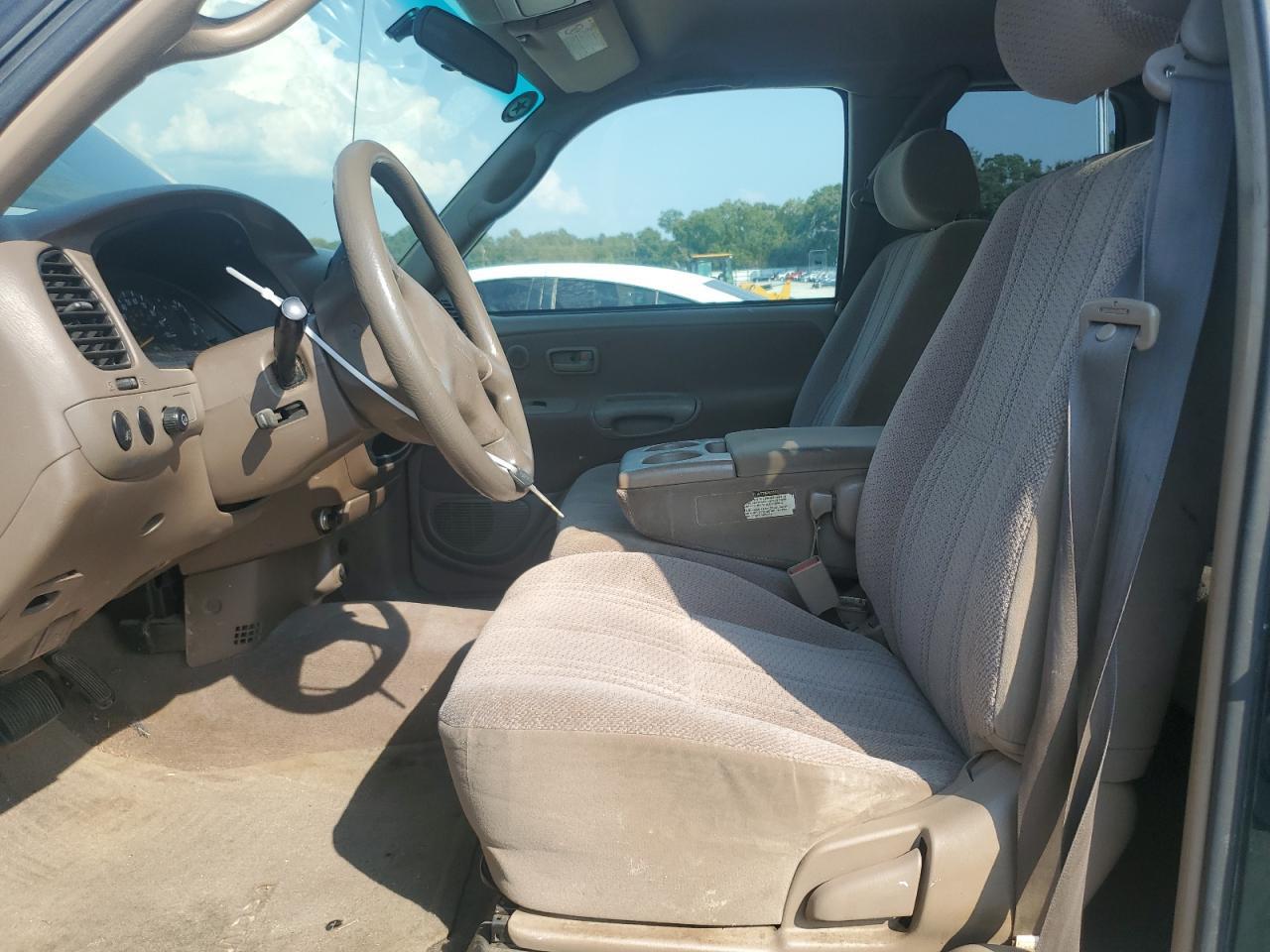 2002 TOYOTA TUNDRA