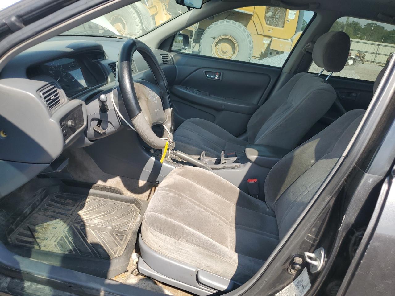 2001 TOYOTA CAMRY