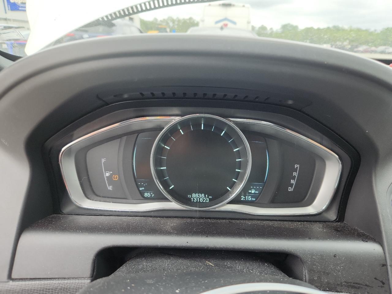2015 VOLVO XC60