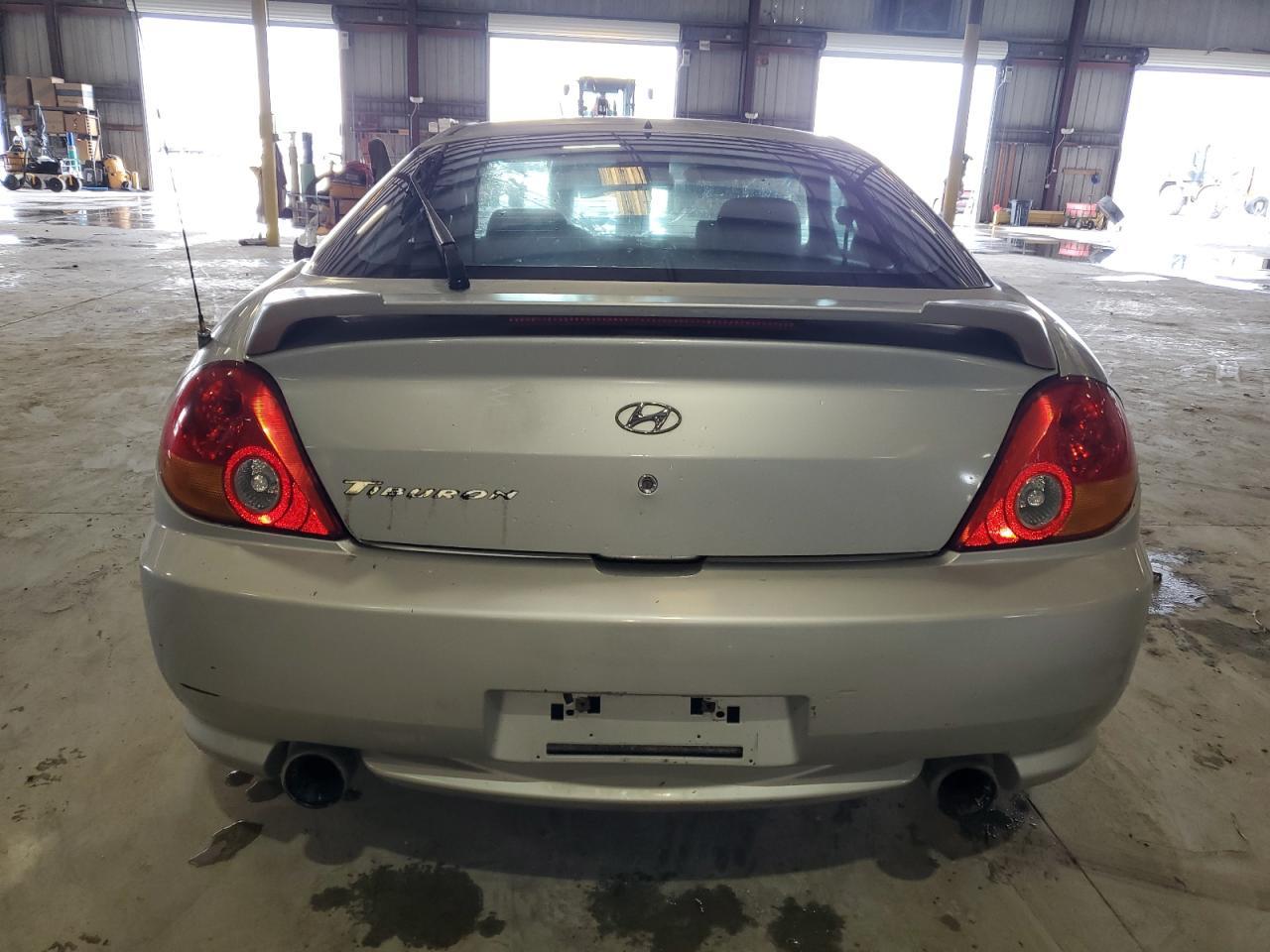 2004 HYUNDAI Tiburon
