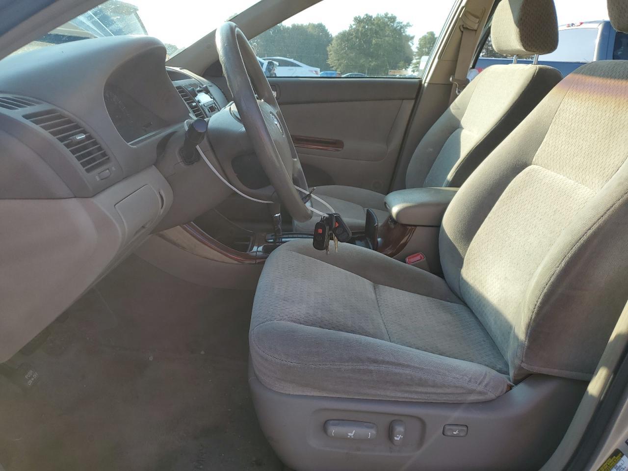 2004 TOYOTA CAMRY