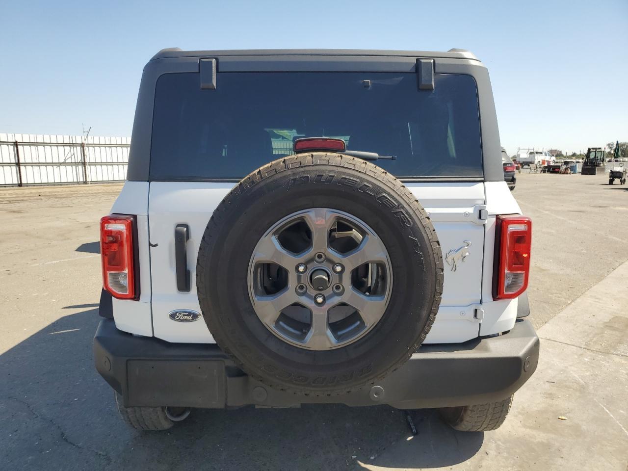 2024 FORD Bronco