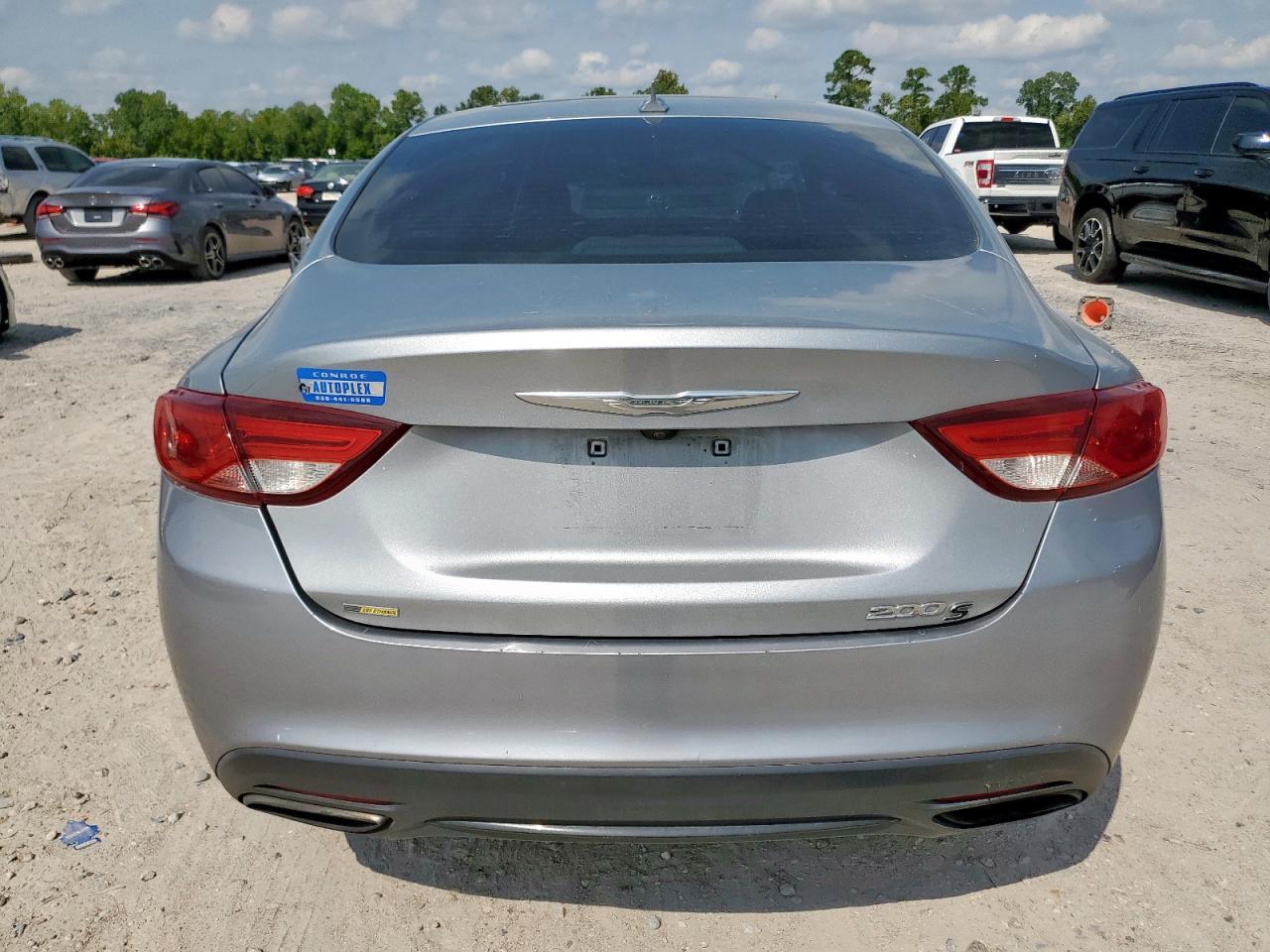 2015 CHRYSLER 200