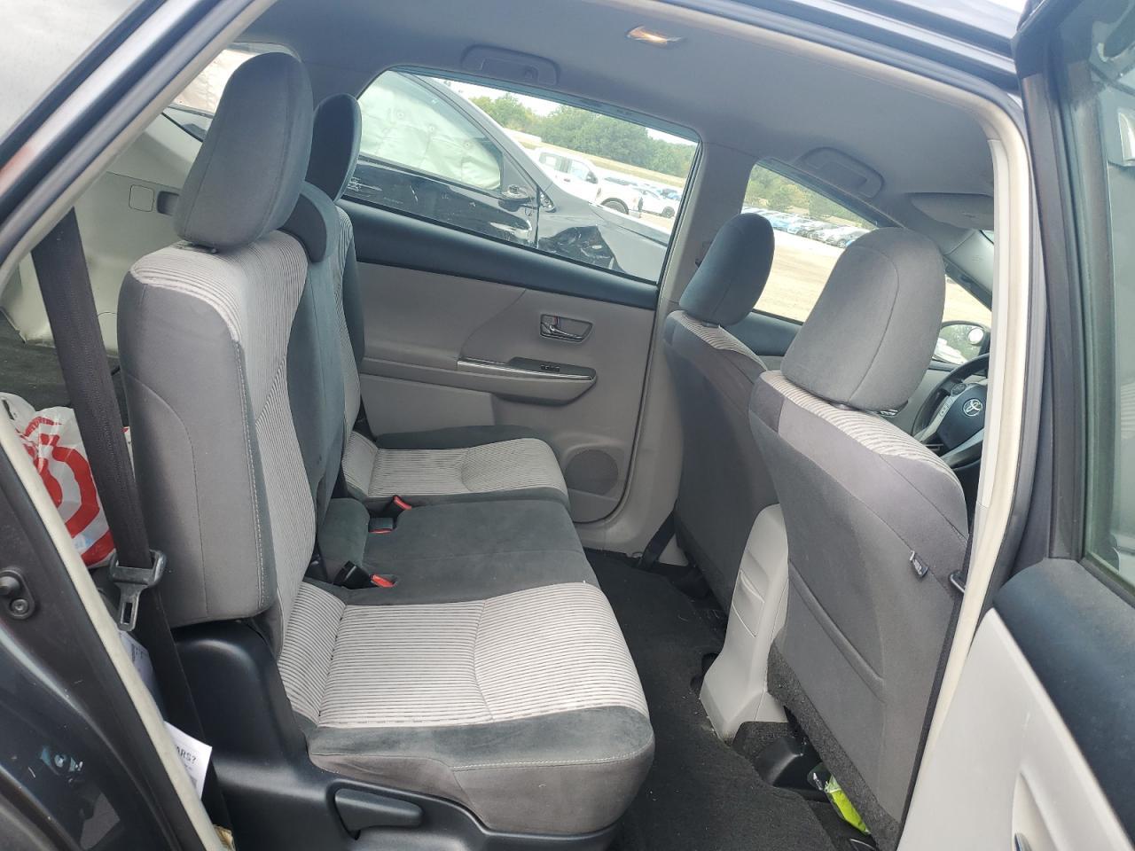2015 TOYOTA PRIUS V