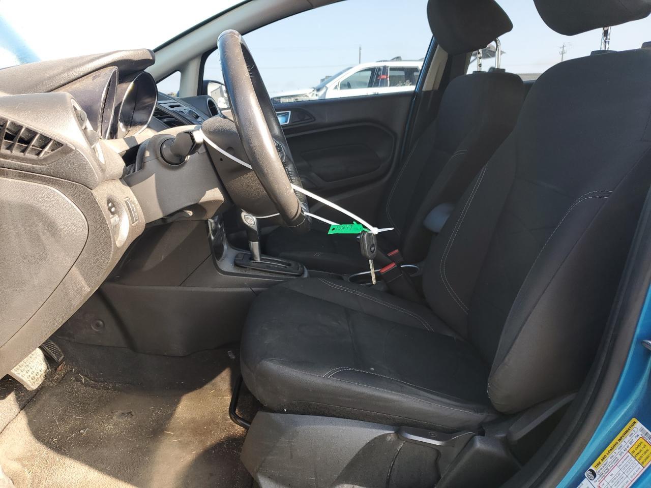 2015 FORD Fiesta