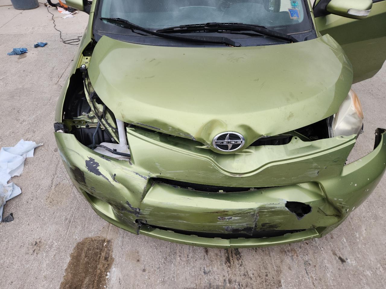 2009 TOYOTA SCION
