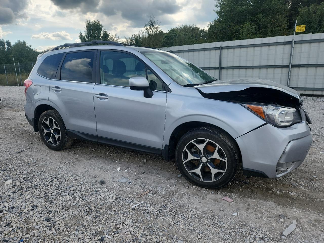 2016 SUBARU FORESTER