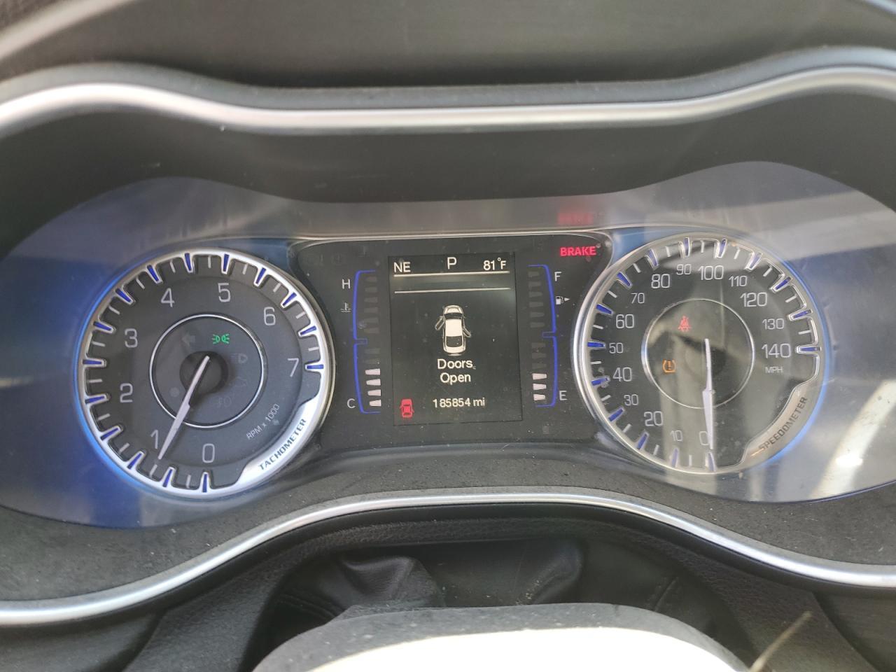 2015 CHRYSLER 200