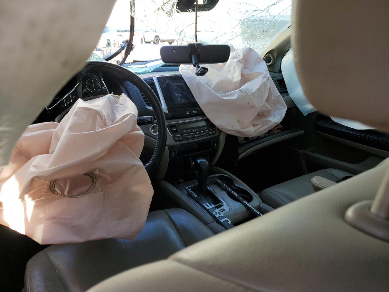 2016 HONDA PILOT