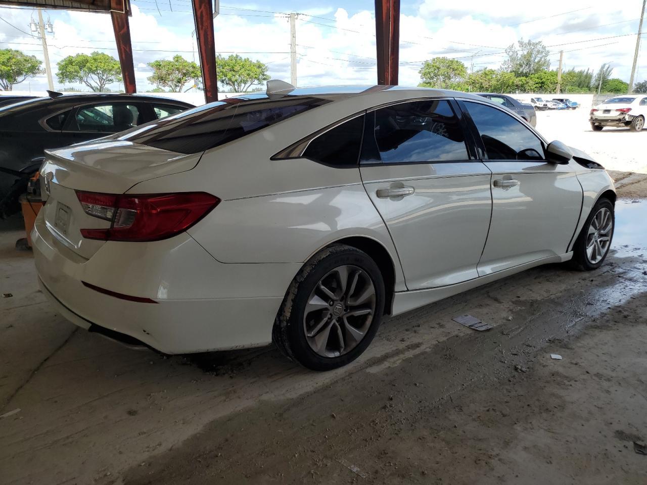 2018 HONDA ACCORD